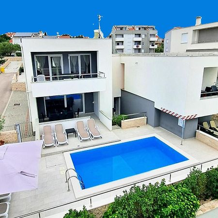 Villa Lumada Pool Apartments Novalja Kültér fotó