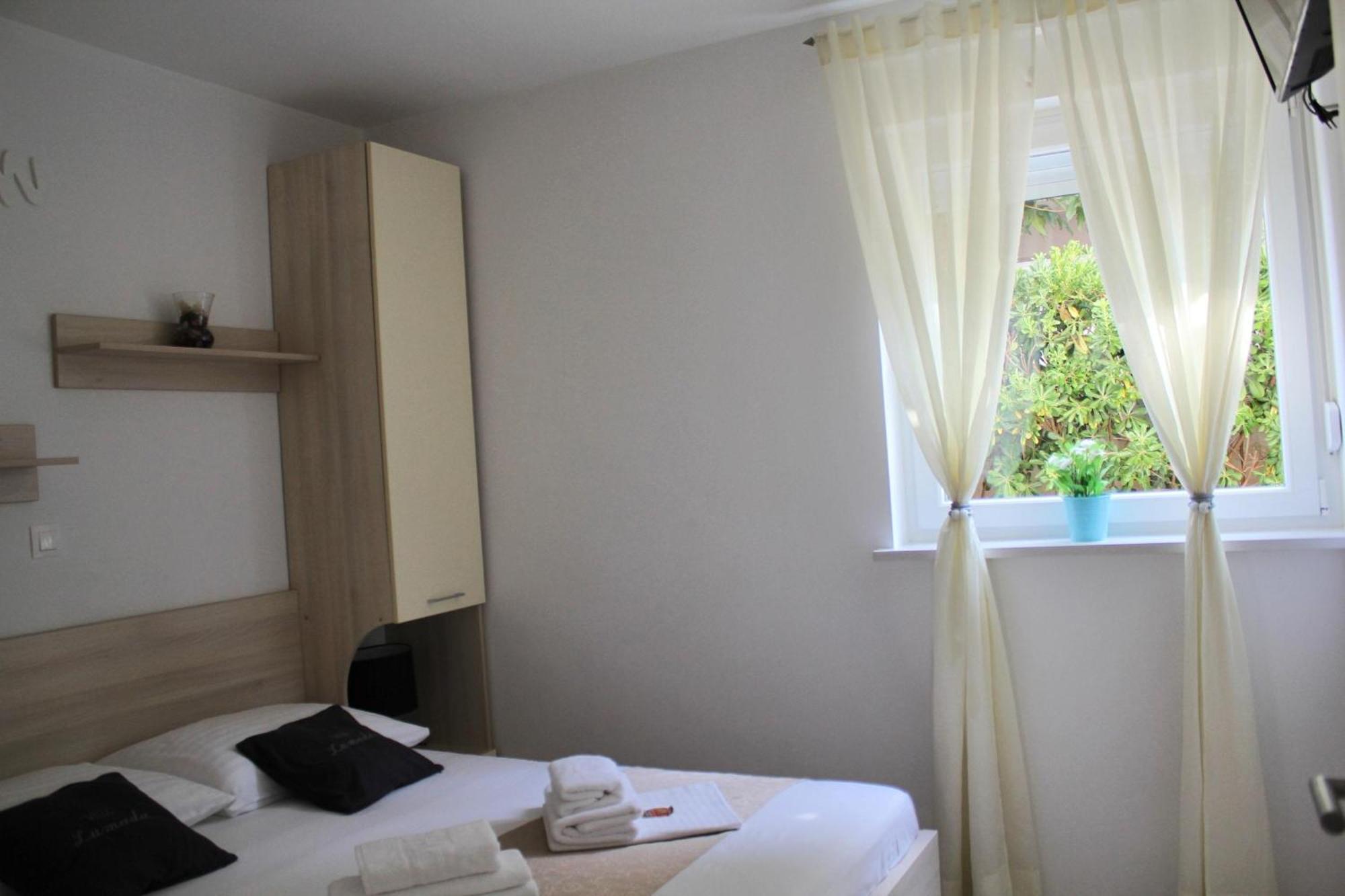 Villa Lumada Pool Apartments Novalja Kültér fotó