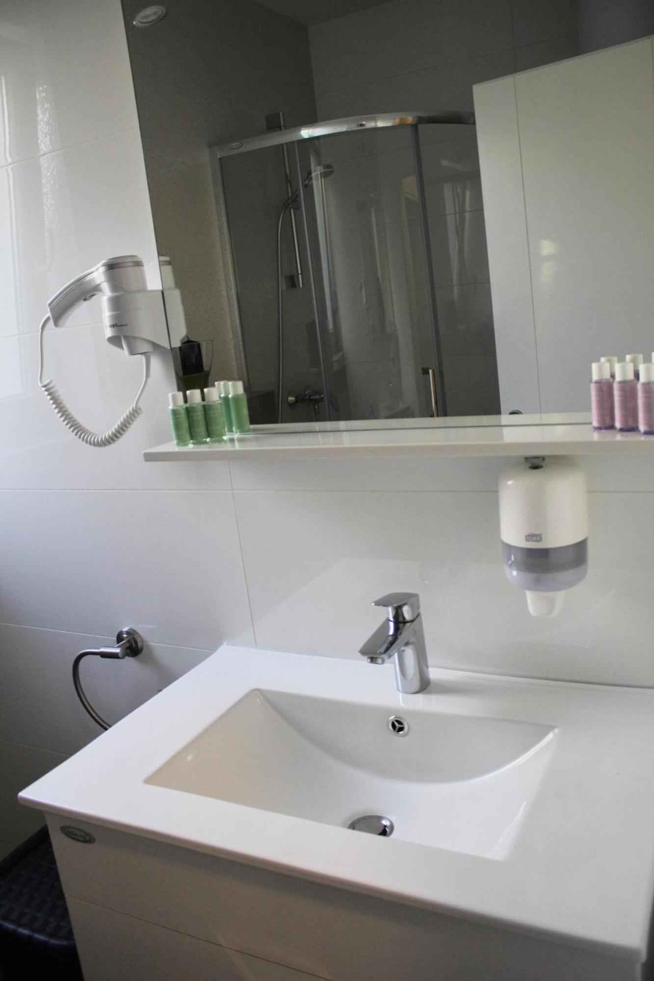 Villa Lumada Pool Apartments Novalja Kültér fotó